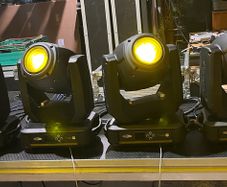 Showtec Phantom 3R beams