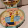 Vintage 1989 Polly Pocket Beach House Complete Image 3