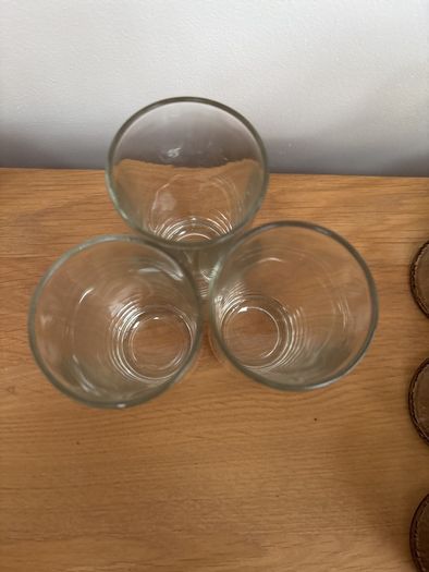 3 Glasses (tumblers)