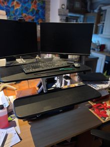 Rising desk