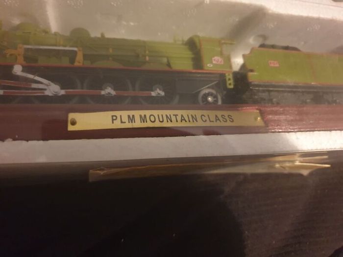 Atlas Edition Plm Mountain Class Locomotive Display