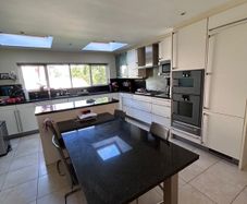 SieMatic Kitchen with Granite Worktops and Appliances
