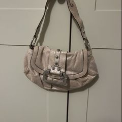 guess bag