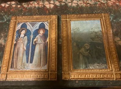 Pair plaques of Saint Francis free postage