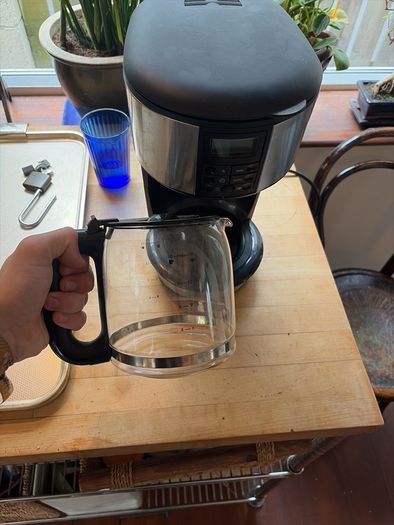 Russell Hobbs Buckingham Filter Coffee Maker in Stainless Steel (Model 20680)