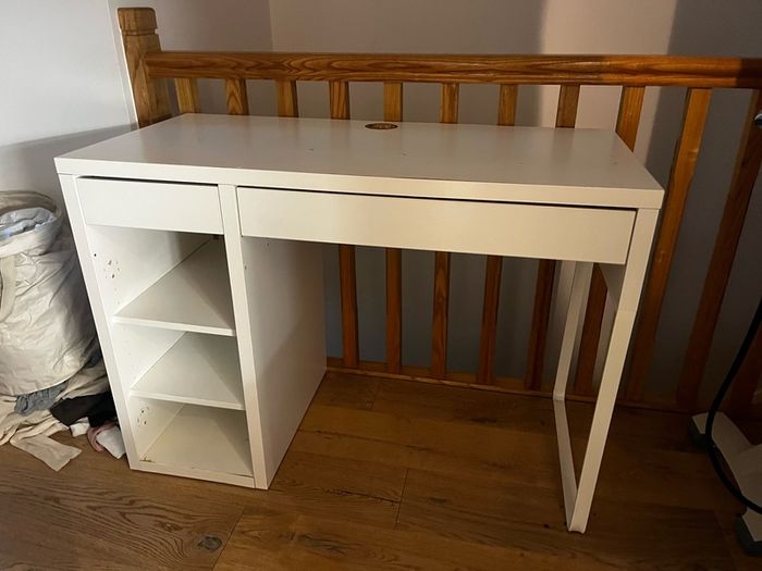 Ikea desk free