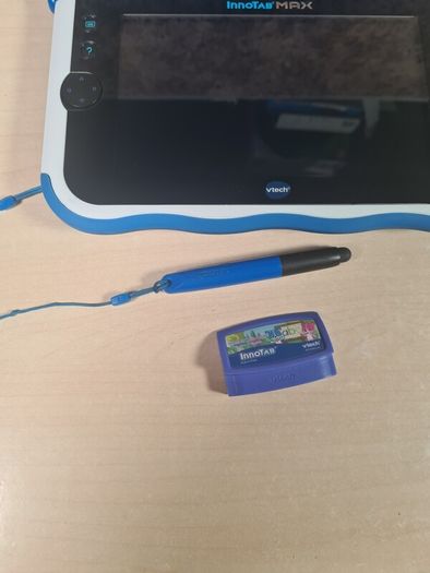 VTECH INNOTAB MAX kids learning tablet console blue with pen and one game cartridge