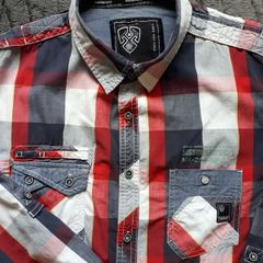 Men's "Dissident" Long Sleeved Shirt. Size M