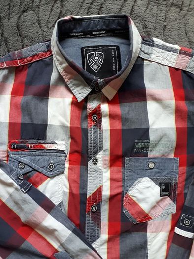 Men's "Dissident" Long Sleeved Shirt. Size M