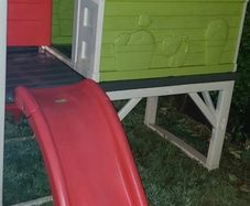 Smoby kids playhouse on stilts with water slide