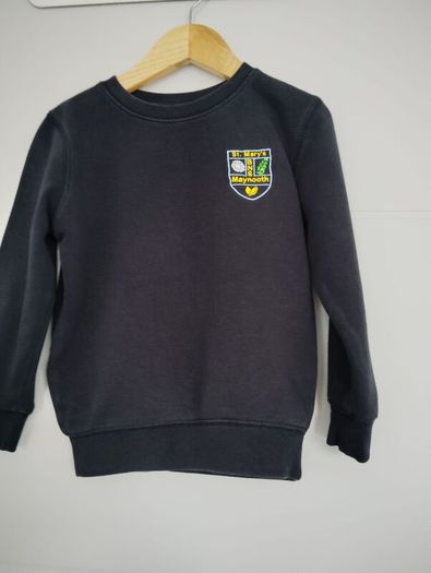 Boys school jumper Maynooth.age 5/6