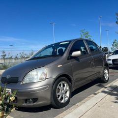 2004 Toyota Yaris