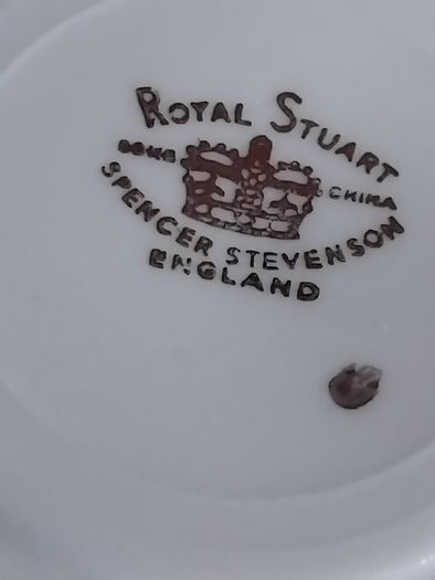 Royal Stuart  Crimlin Lady (pironke. )trios