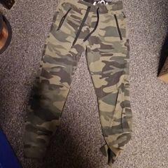 ladies clothes