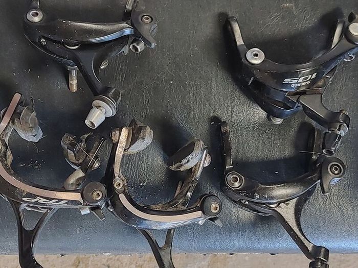 Road bike brake calipers