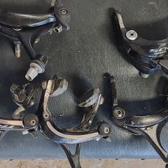 Road bike brake calipers