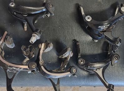 Road bike brake calipers