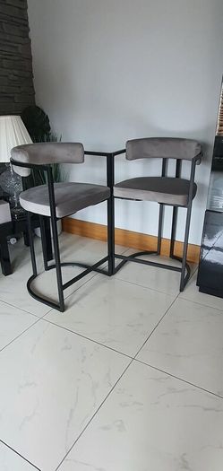 4 Kitchen island stool