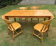 Kitchen table & chairs
