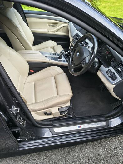 BMW 5-Series 2011