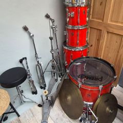 Vintage Premier 5-Piece Drum Kit with Paiste Cymbals & Hardware
