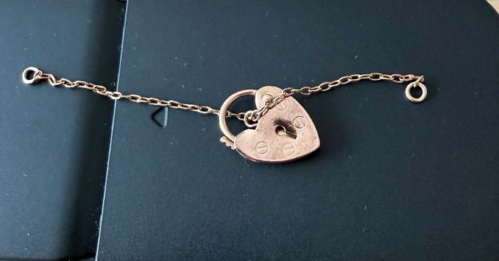Gold heart vintage