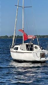 Leisure 26 sailing boat bilge keel