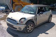 Breaking mini cooper 2006 petrol