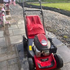 Mountfield SP42 petrol mower