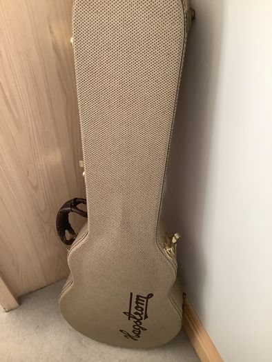 Hagstrom Hard Guitar  Case.