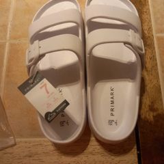 ladies platform sandals bnwt