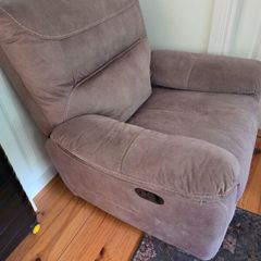 1 recliner (manual)