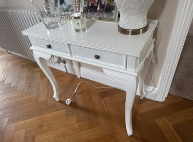 Hall table