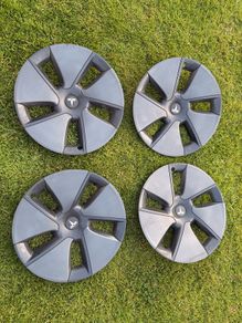 Tesla model 3 18 inch aero covers
