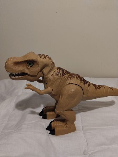 50cms Tyrannosaurus Rex walking, roaring Dinosaur Figure