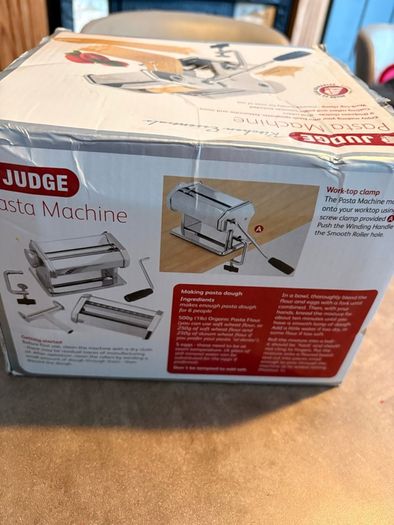 Judge pasta maker