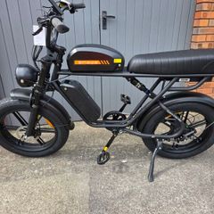 electric bike ENGWE M1 ,brand new in a box , delivery available.