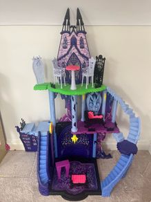 RARE 2013 Freaky Fusion Catacombs Playset Monster High