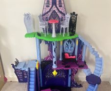 RARE 2013 Freaky Fusion Catacombs Playset Monster High