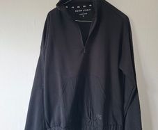 Helen Steele Woven Pocket Sweatshirt.