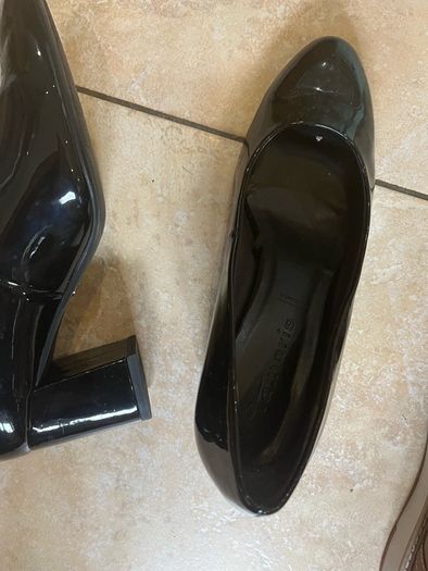 Shoes high heels Tamaris brand worn once