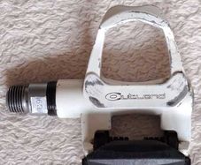 Outland Road Clipless Pedals  Used
