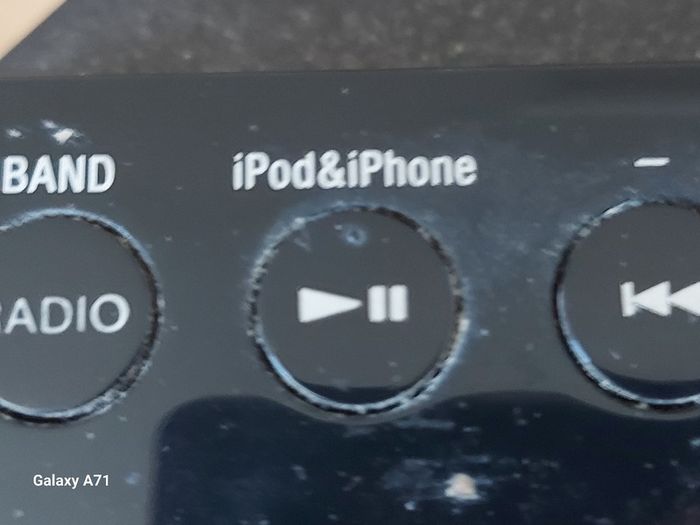 SONY Dream Machine Clock Radio Personal Audio System, Model ICF-DS15iPN, working perfect and in excellent condition