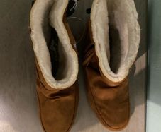 Brown fluffy winter boots size 5 Uk