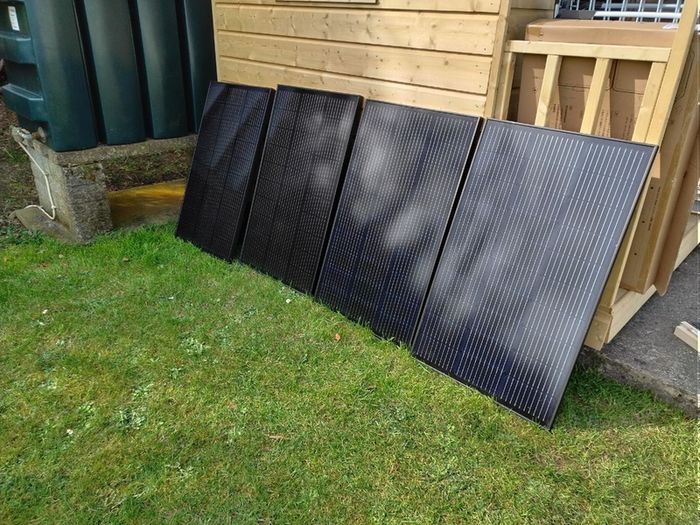 Ecoflow Solar Panel Bundle with Brackets