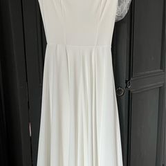 CLUB London Midi dress