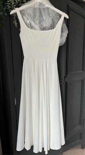 CLUB London Midi dress