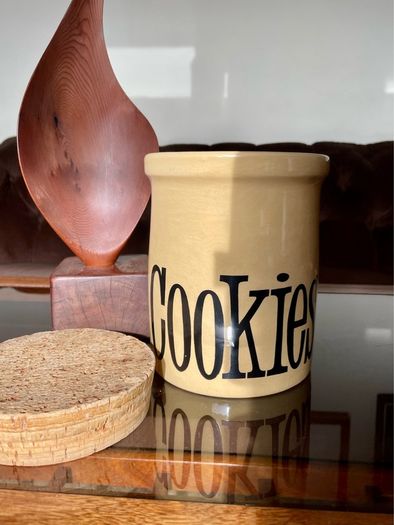 T.G. Green Church Gresley Made in England Vintage Cookies Jar with Cork lid 1960s