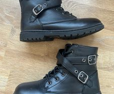 Girls Black Boots Size 1
