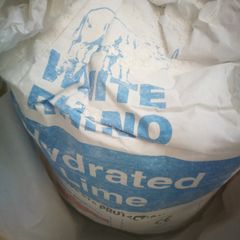Hydrated lime
